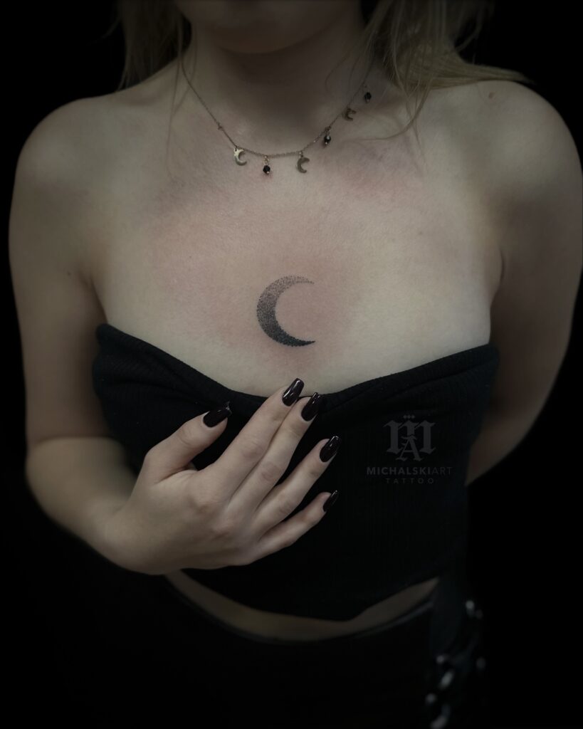 tatuaż księżyca