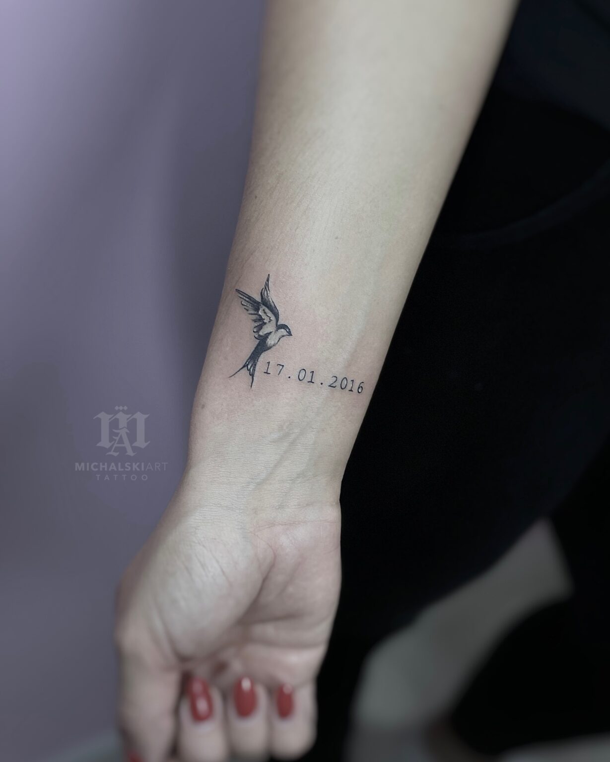 minimalistyczny tatuaż