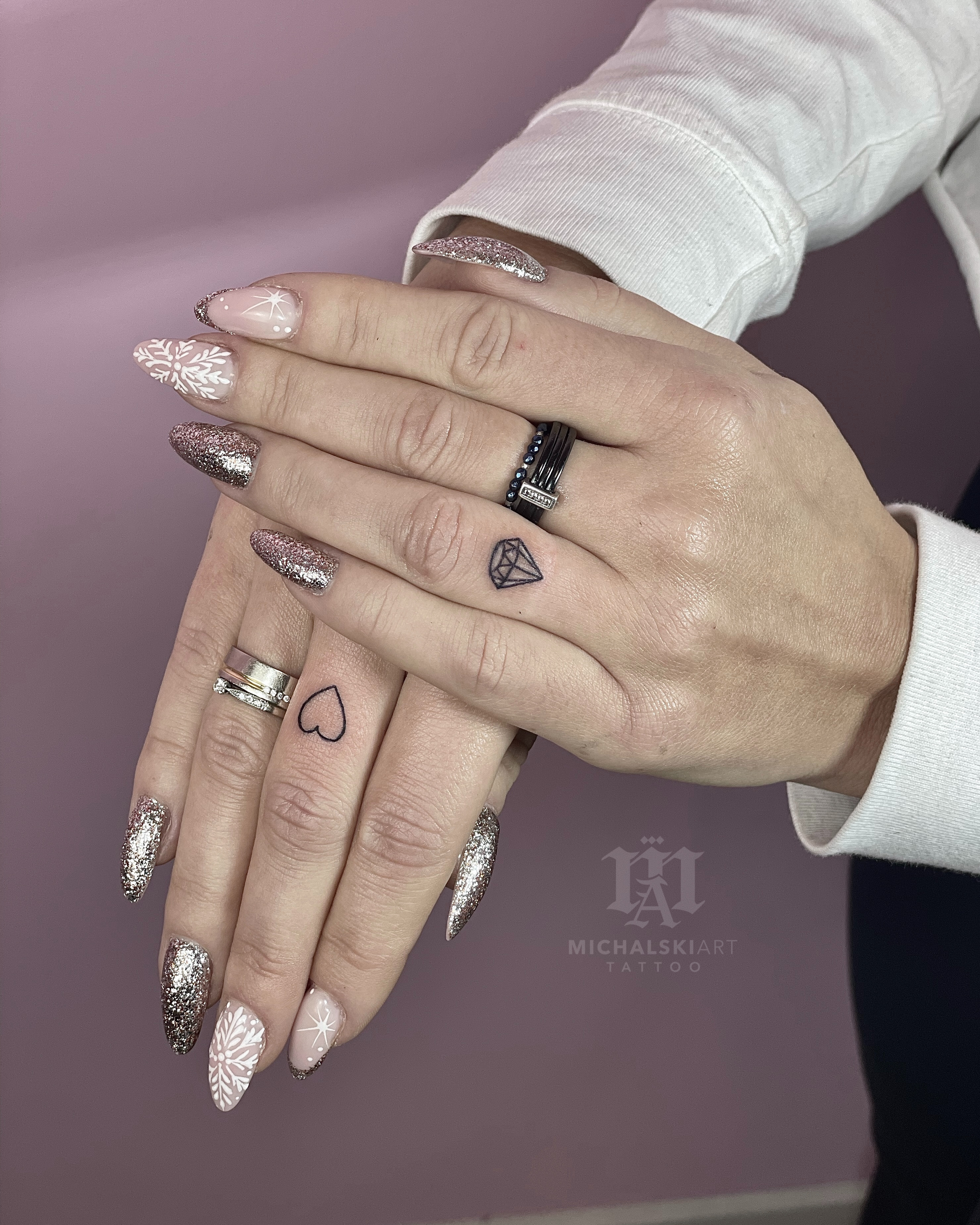 tatuaż diament i serce