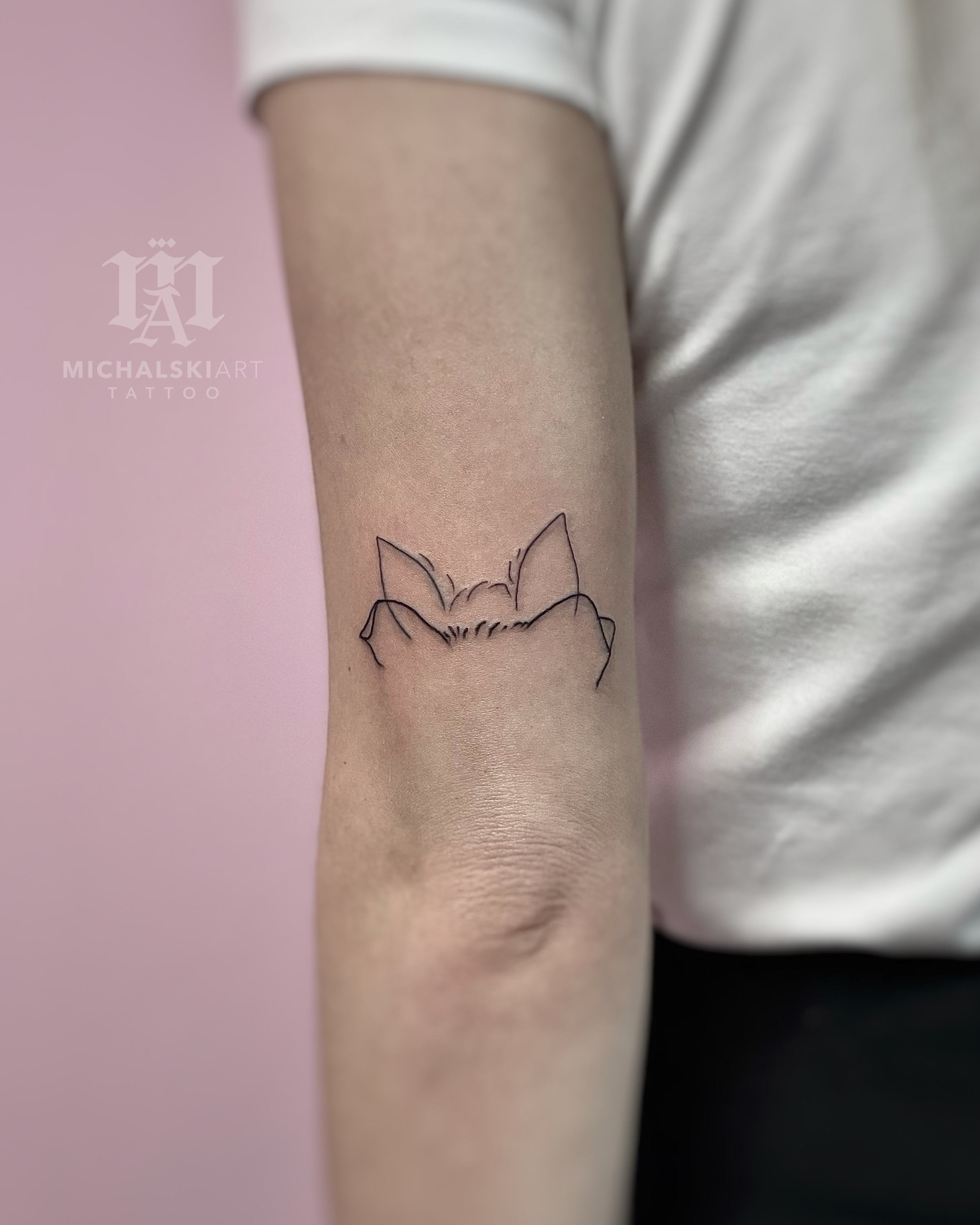 minimalistyczny tatuaż