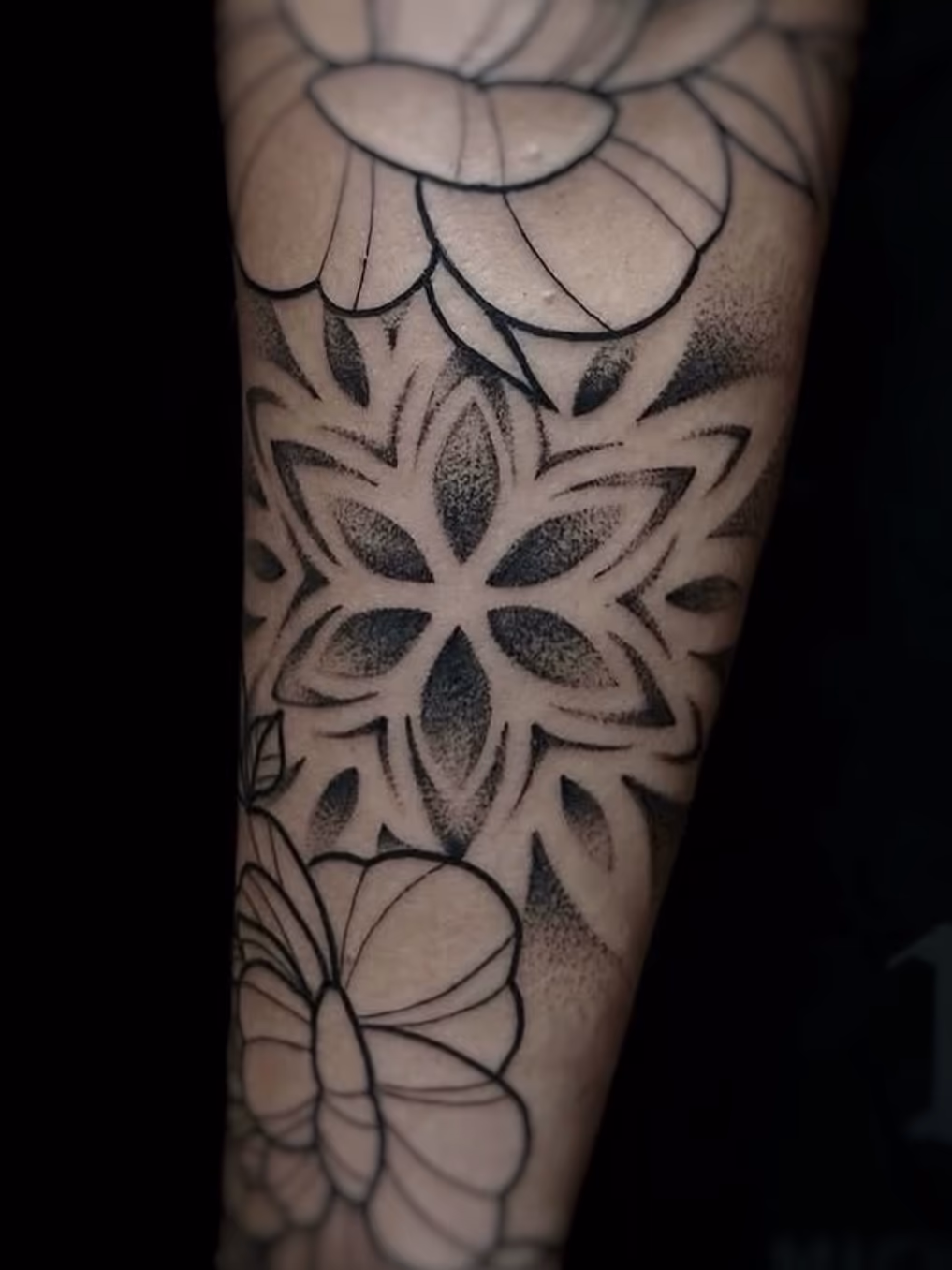 tatuaże dotwork