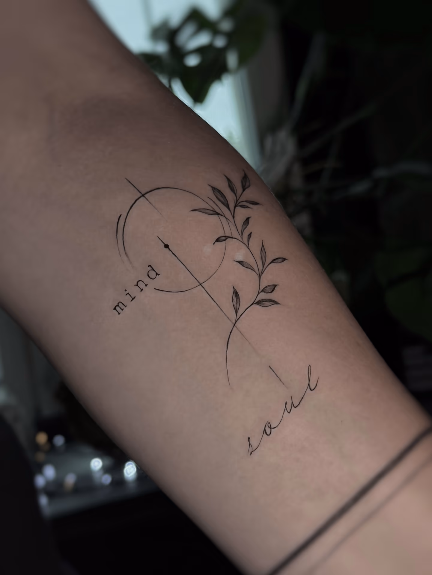 tatuaże fine line  